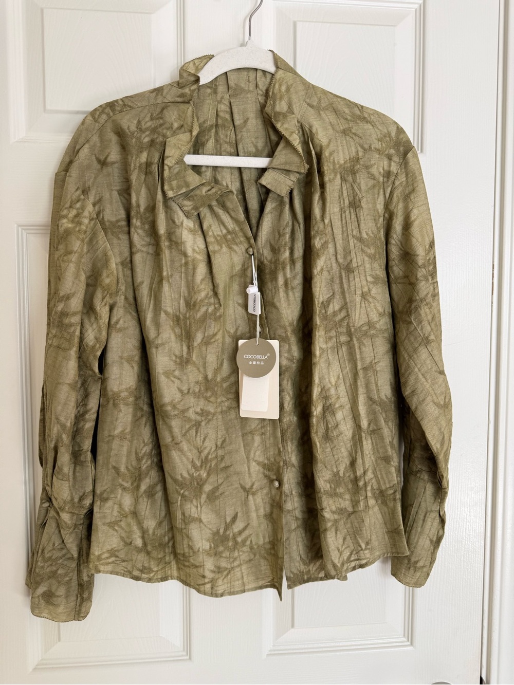 Cocobella women’s Cocorosa Olive Textured Button-Front Shirt